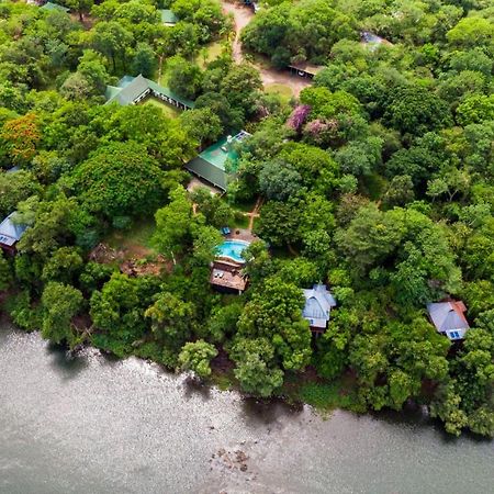 The River Club Ливингстон Экстерьер фото