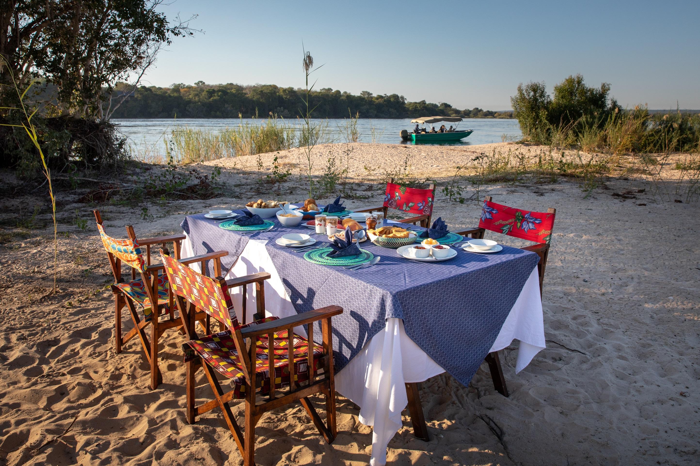 The River Club Ливингстон Экстерьер фото