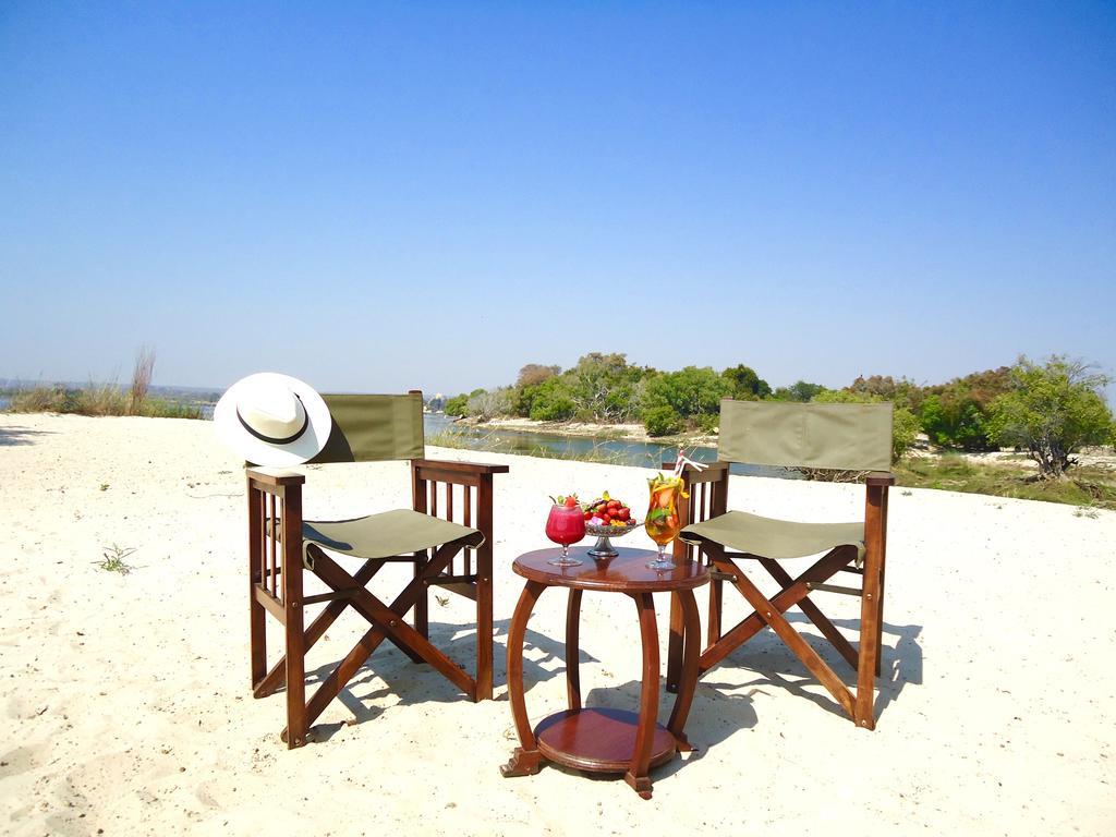 The River Club Ливингстон Экстерьер фото
